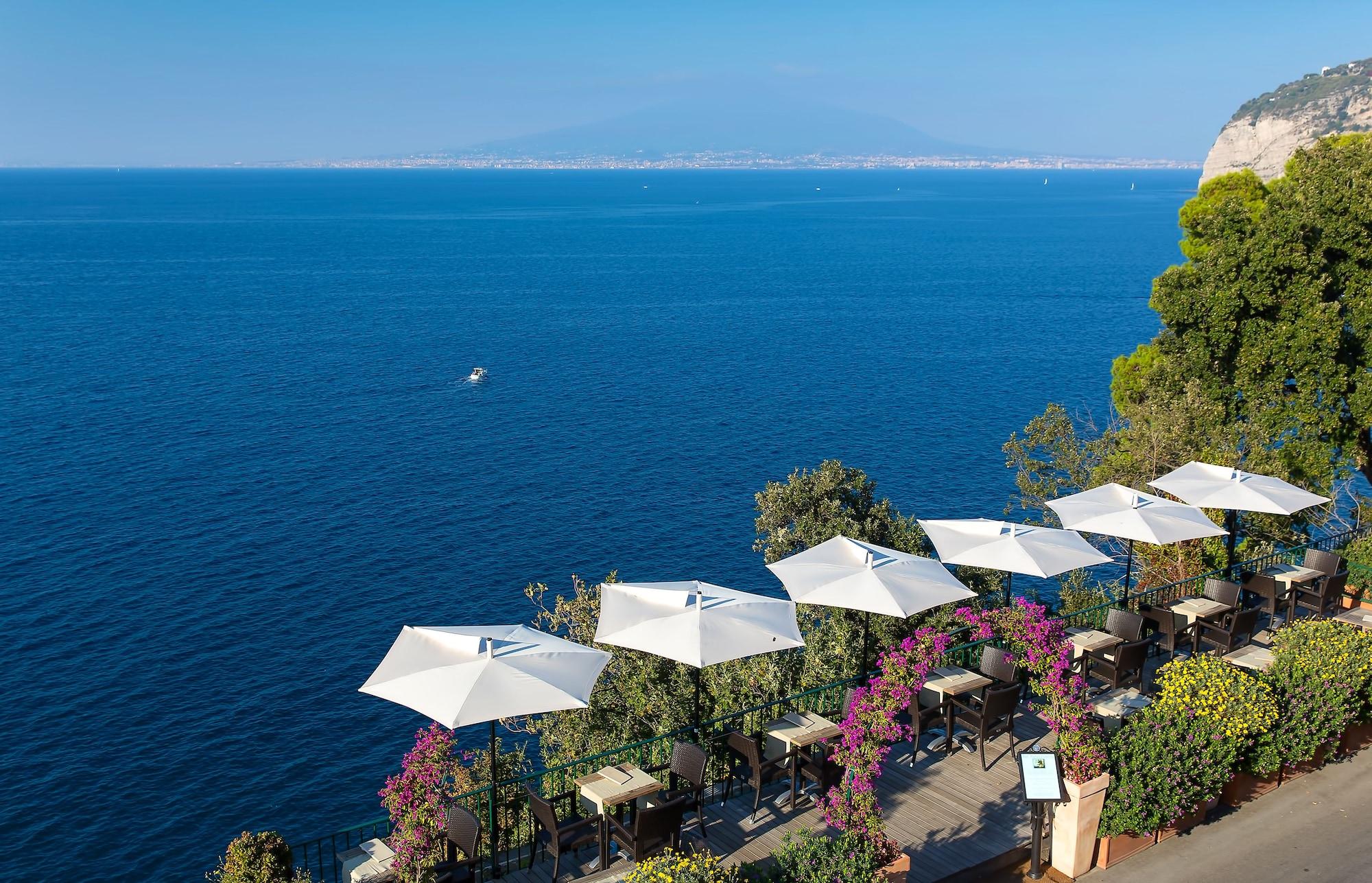 Hotel Villa Garden Сант'Агнело Екстериор снимка