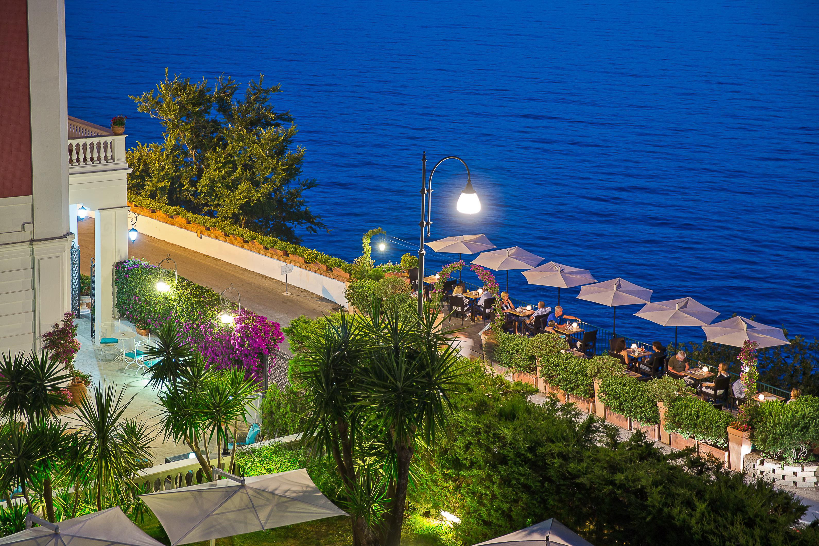 Hotel Villa Garden Сант'Агнело Екстериор снимка
