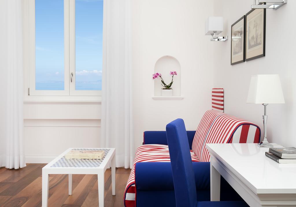 Hotel Villa Garden Сант'Агнело Екстериор снимка