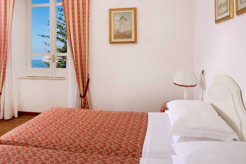Hotel Villa Garden Сант'Агнело Екстериор снимка